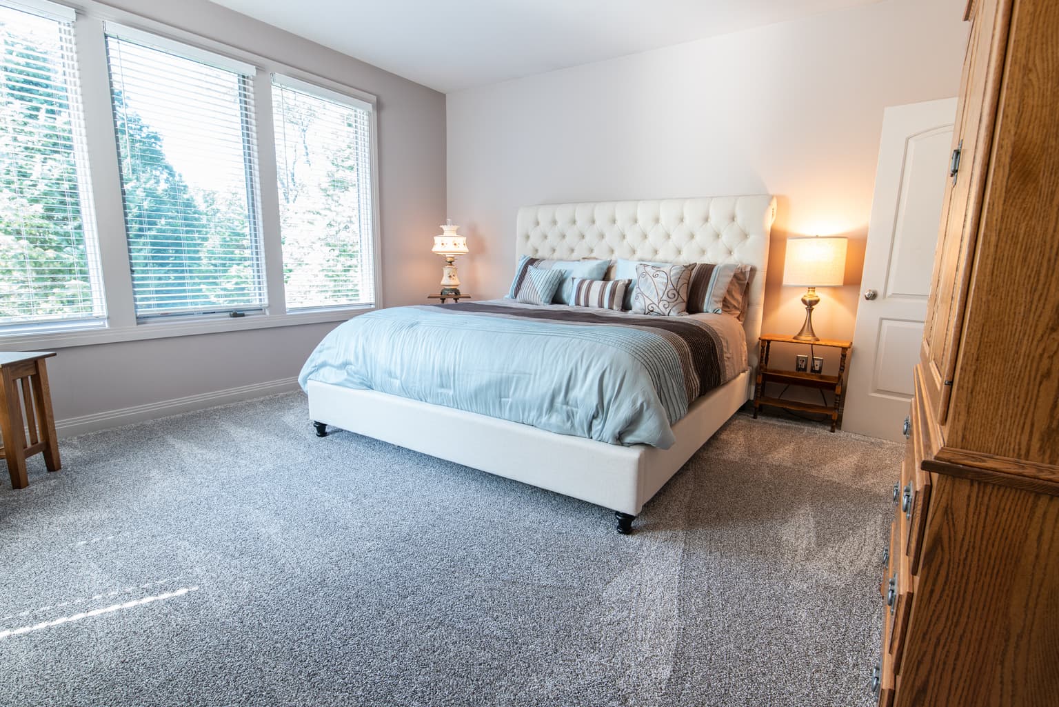 Bright bedroom with freshly cleaned, fast-drying carpet